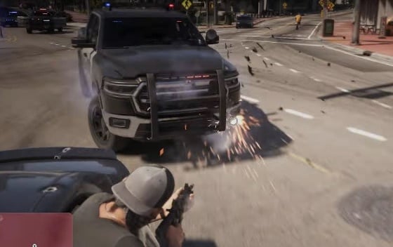 GTA 6 combines detailed heist planning with interactive vehicles, allowing Jason and Lucia to approach robberies, manage equipment and navigate the open world in different ways.