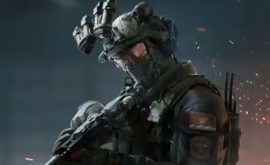 A successful Delta Force raid produces valuable loot while the player searches for a safe extraction route.